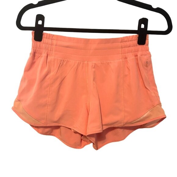 Lululemon Hotty Hot High-Rise Short 2.5" in Sunny Coral, Size 6 - Picture 2 of 5